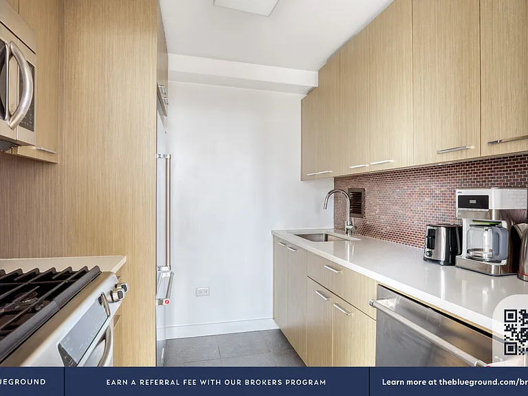 105 Duane St #20J — Photo 8