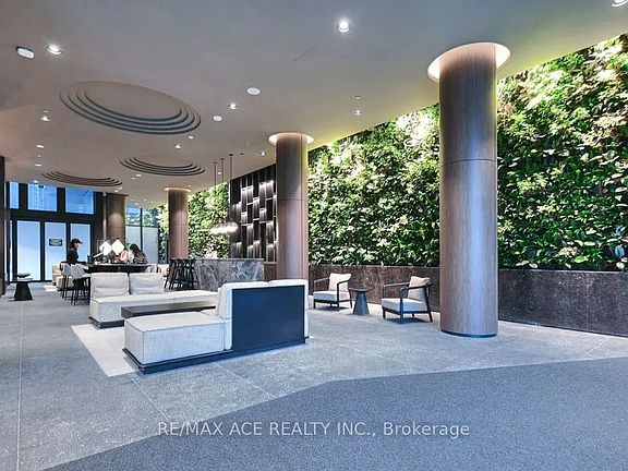 4th image of 110 Broadway Ave #2213