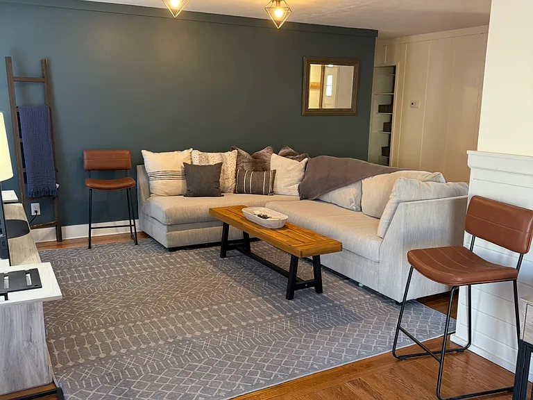 1013 Clerkenwell Rd — Photo 11
