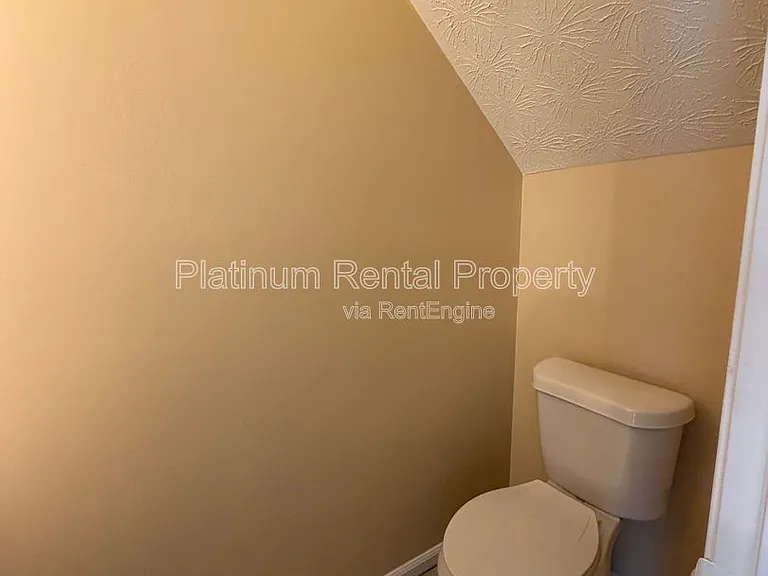1955 Patterson Ct — Photo 8