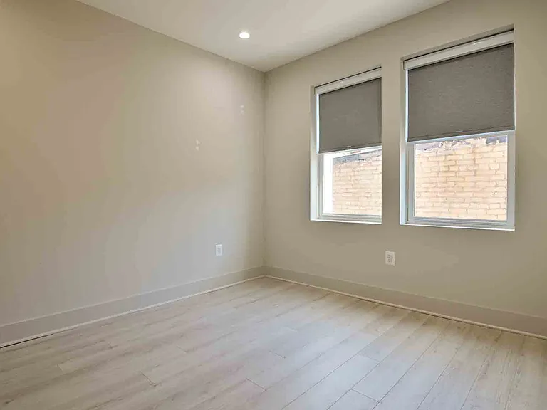 839 Kennedy St NW #108 — Photo 8