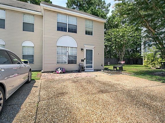 2nd image of 439 Eureka Loop