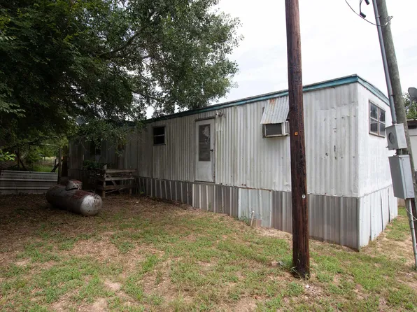 7046 County Road 3111 N, Kilgore, TX 75662