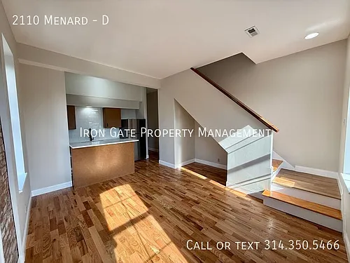 2110 Menard St #D Photo 1