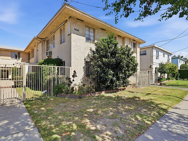 5642-5646 Laurel Canyon Blvd — Photo 28