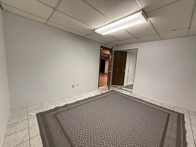 6024 Amberset Ct — Photo 11
