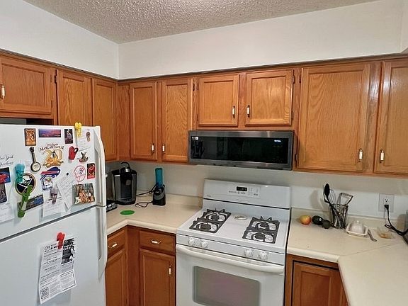 4th image of 77B Foxberry Dr