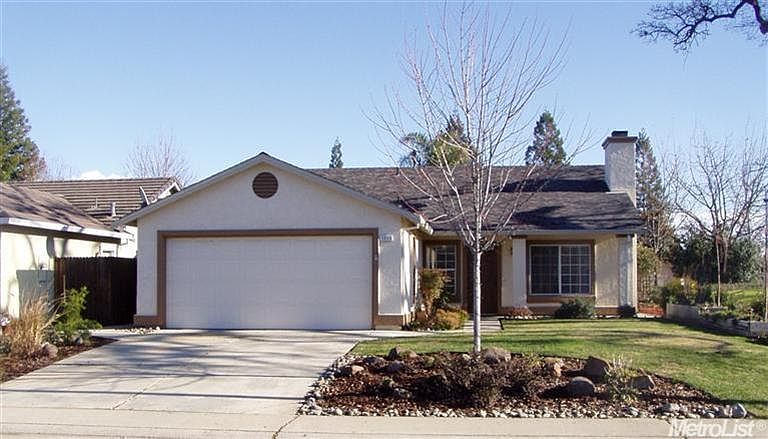 1st image of 1215 Toyon Cir