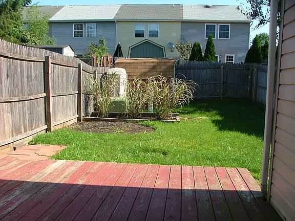 Fenced Yard