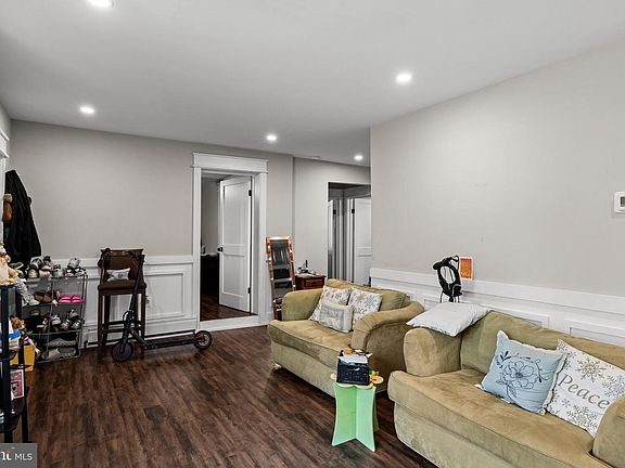 5th image of 134 W Somerdale Rd