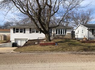 49 Colorado Dr, Decatur, IL 62526