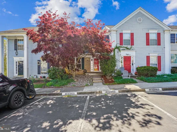 19512 Taverney Dr, Gaithersburg, MD 20879