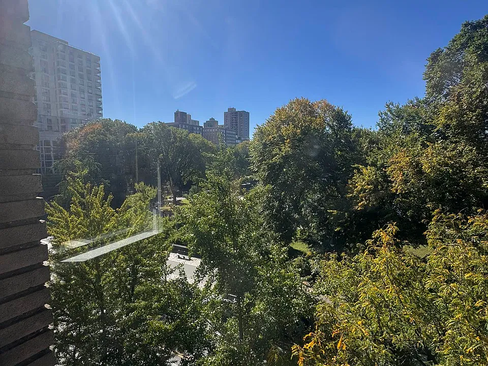 15 W 110th St #54