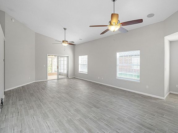 5th image of 9531 Thornaby Ln