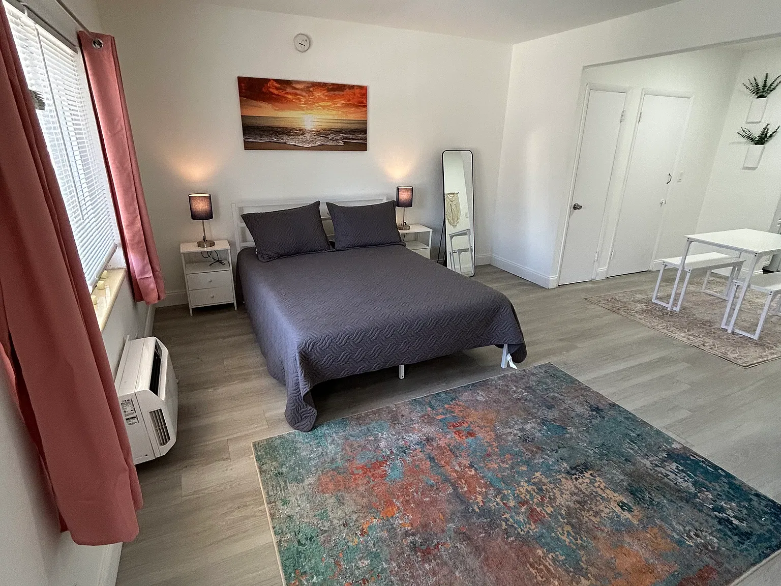 Studio, 450 sqft, $1,900 — Photo 2