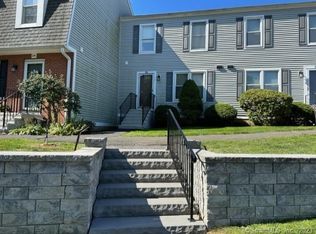 36 Summerhill Rd #36, Wallingford, CT 06492