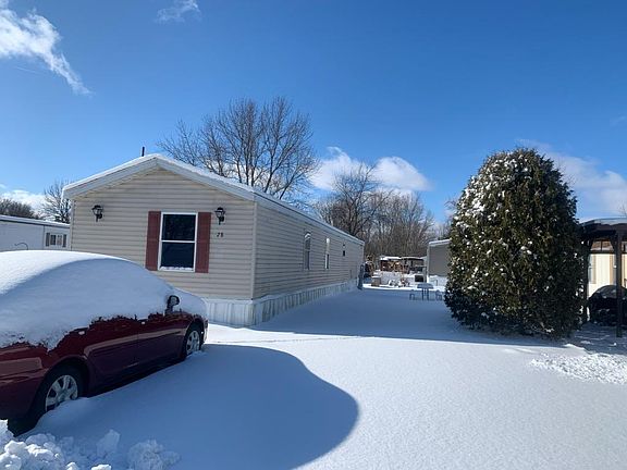 3rd image of 28 Sharon Dr