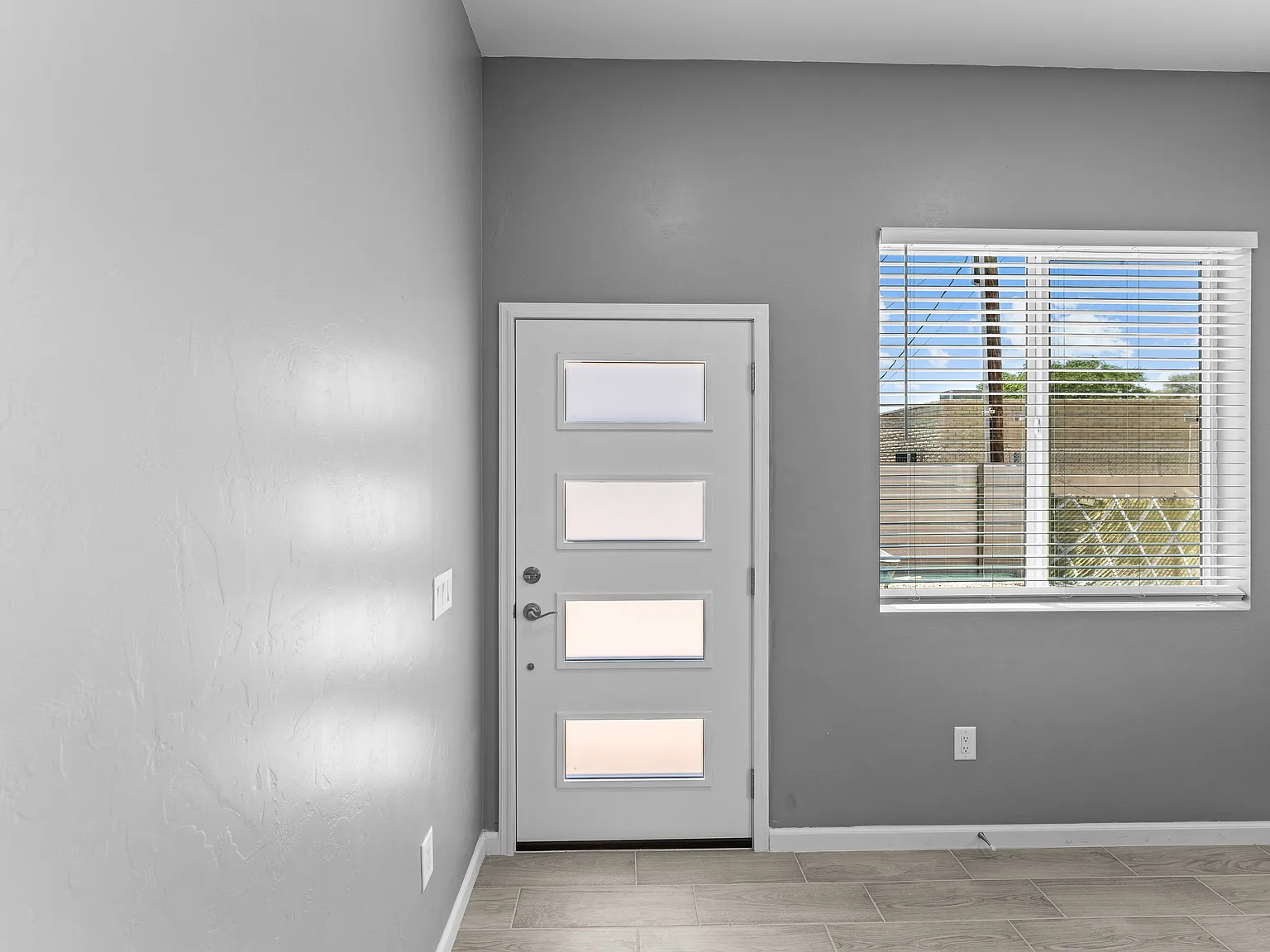 2 bed, 966 sqft, $1,500 — Photo 4