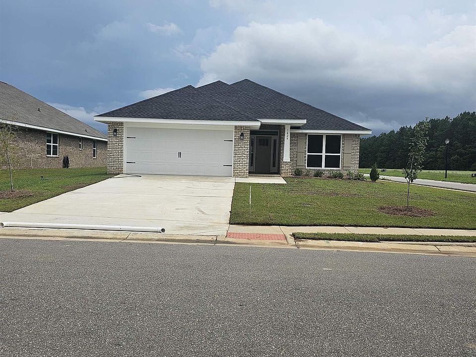 1st image of 1424 Plymouth Dr