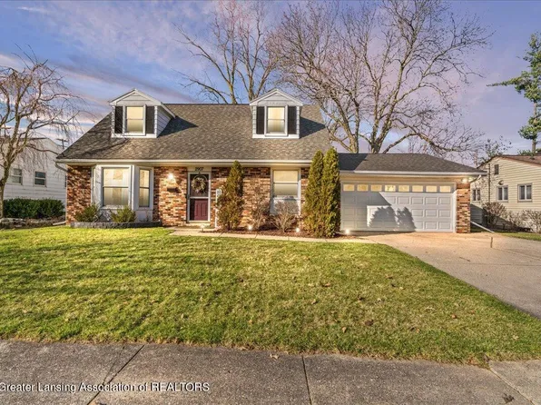 2907 Greenbriar Ave, Lansing, MI 48912