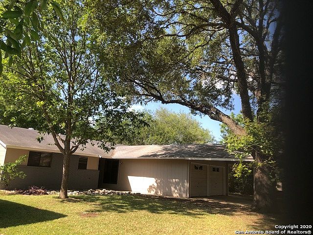 1st image of 612 Maple Dr