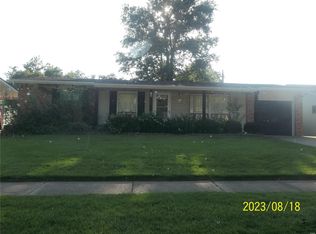 760 Sherwood Dr, Florissant, MO