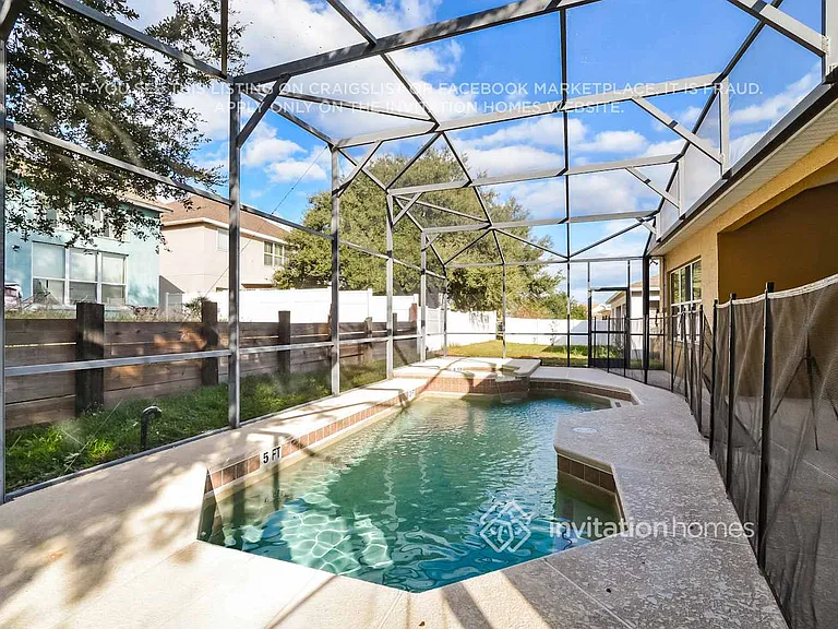 204 Towerview Dr E — Photo 15