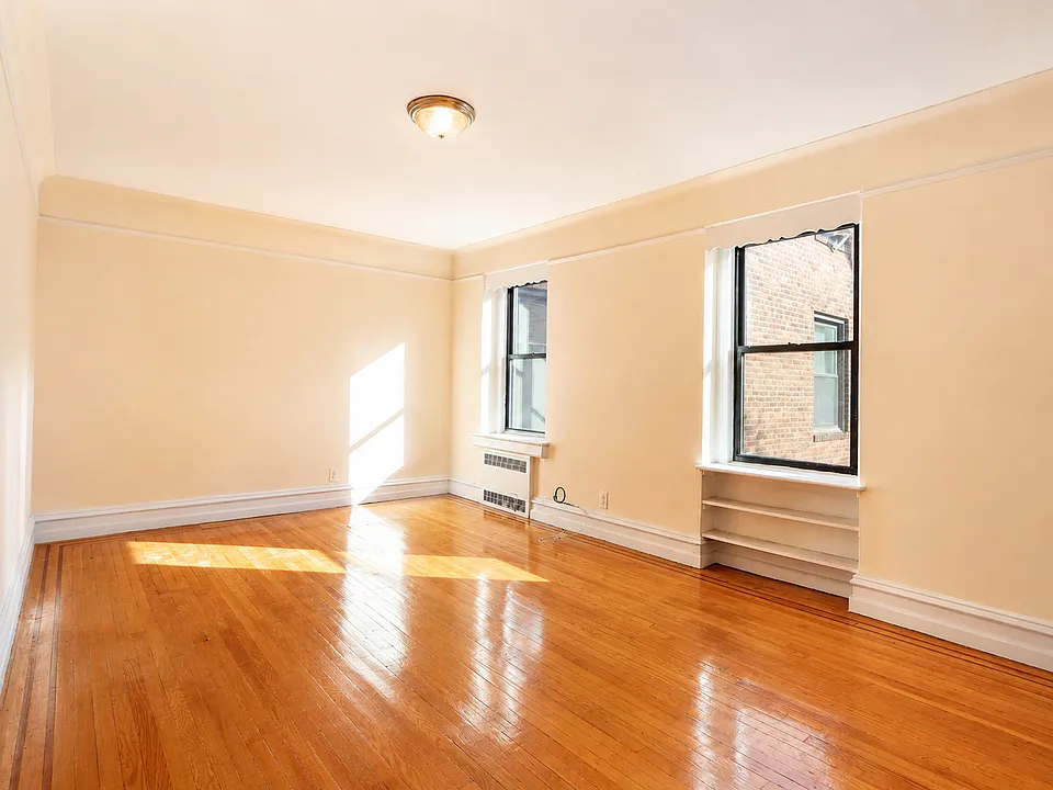 7320 Austin St #1F