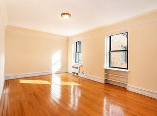 7320 Austin St APT 1F, Flushing, NY 11375