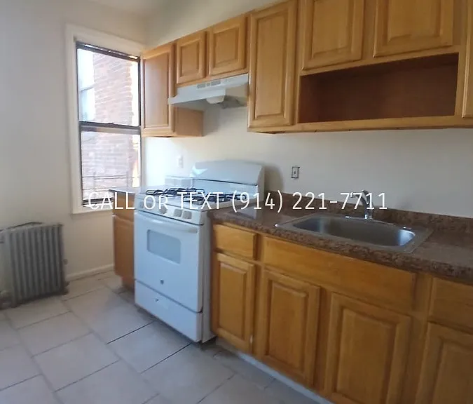 288 Hawthorne Ave #4 — Photo 10