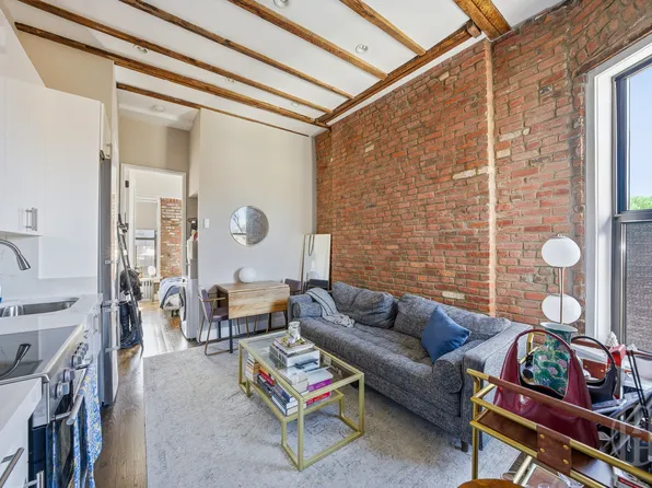 119 Christopher Street image 1 of 9