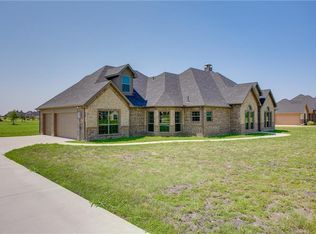 1110 Foolish Pleasure Dr, Terrell, TX 75160