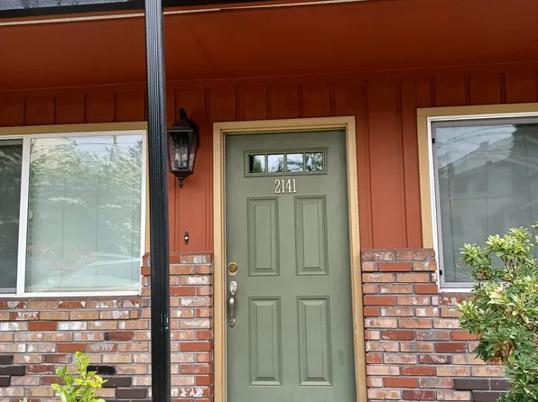 2141 NE Weidler St, Portland, OR 97232