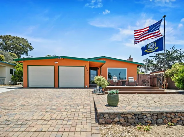 3252 Fitzgerald Cir, Marina, CA 93933