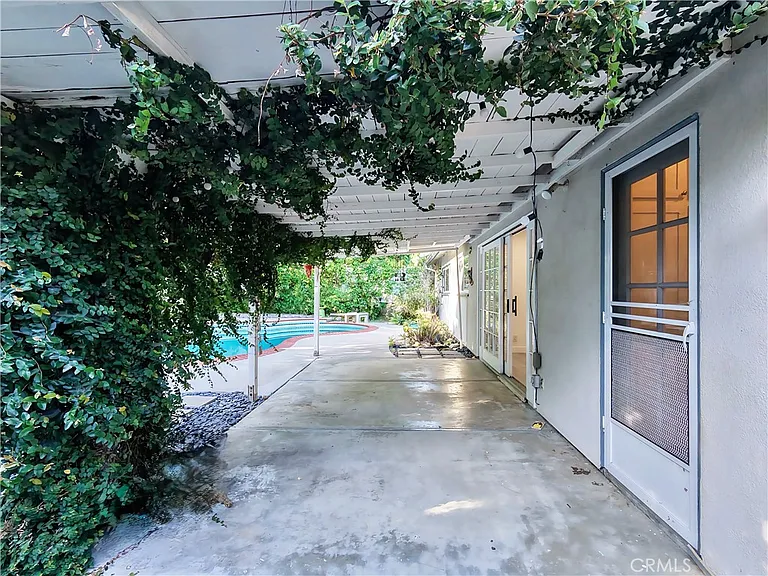 7049 Semrad Rd — Photo 38