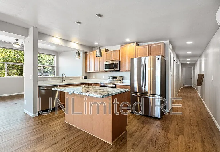 3948 E Del Rio Dr — Photo 4