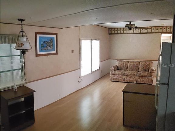 5th image of 2020 Shady Cove Dr