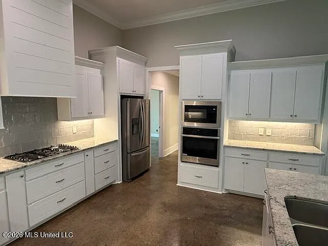 221 Ironwood Pl — Photo 2