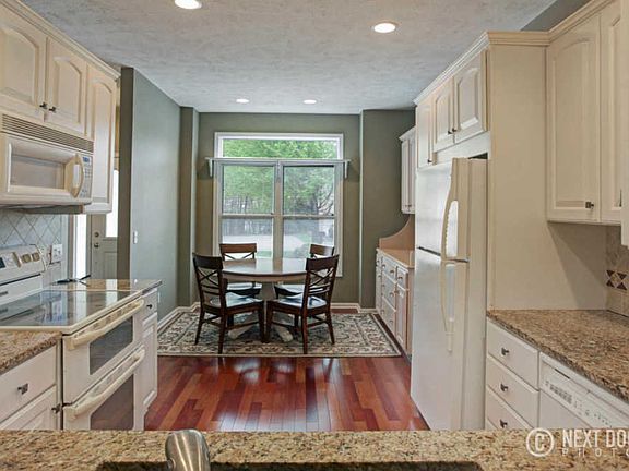 5th image of 2038 Treeridge Dr SE