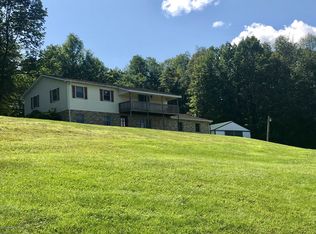 1237 Creamton Dr, Honesdale, PA 18431
