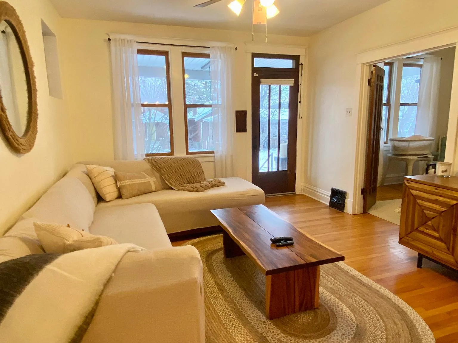 2 bed, 1150 sqft, $2,100 — Photo 4