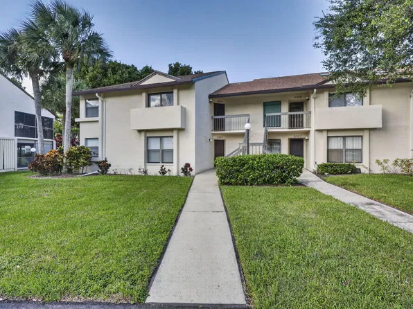 3326 Perimeter Drive, Greenacres, FL 33467