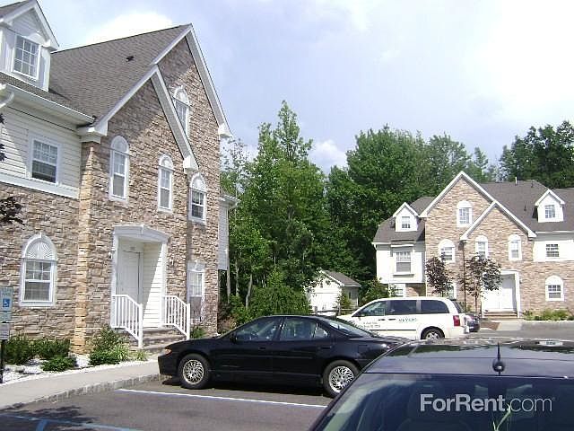 1st image of 203 Royal Ct