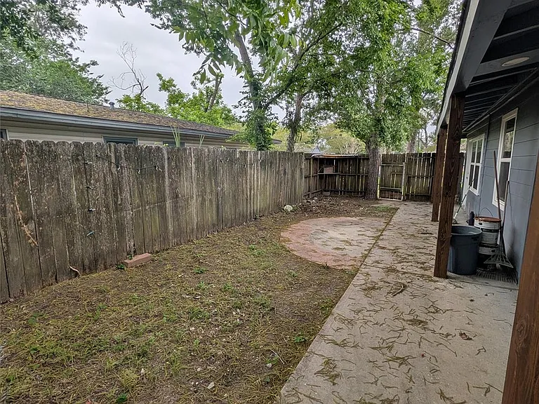 4110 Ella Blvd — Photo 22