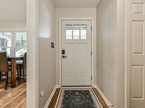 4th image of 13009 Sinclair Pl