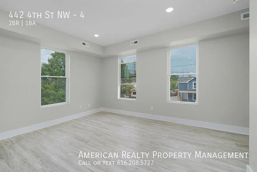 2 bed, 974 sqft, $1,750 — Photo 4