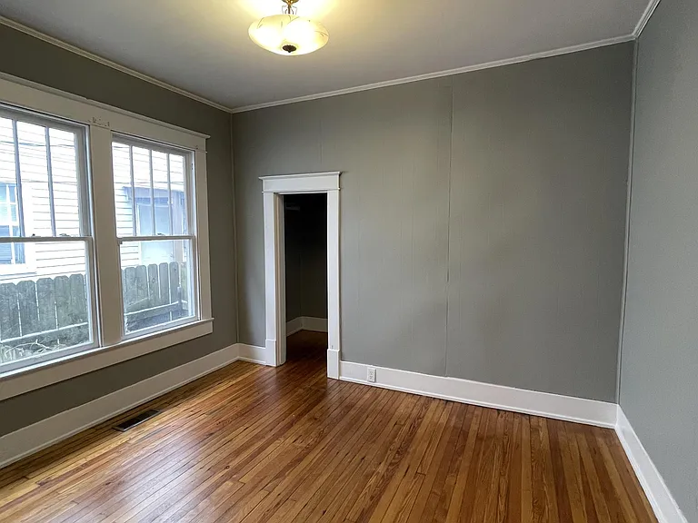 1818 Dodds Ave — Photo 6