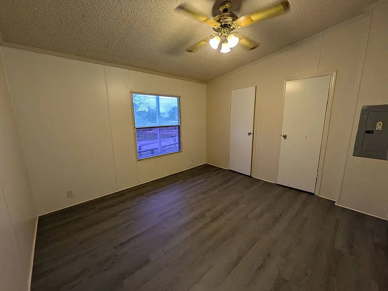 115 Peach St. — Photo 19