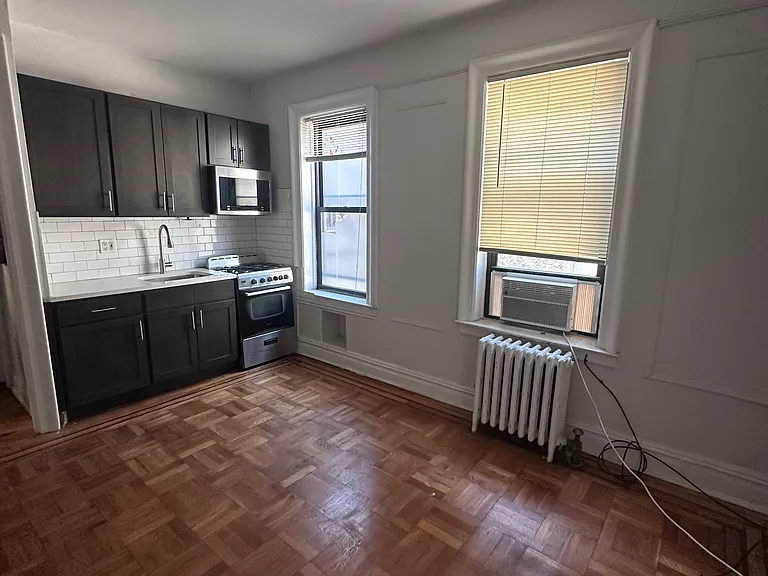 1112 16th St #A6 — Photo 3