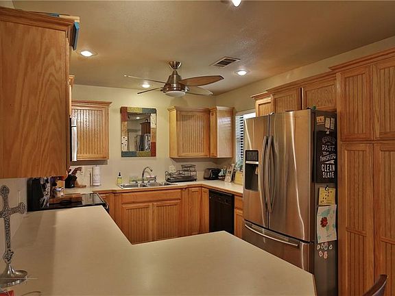 3rd image of 1338 Buccaneer Dr